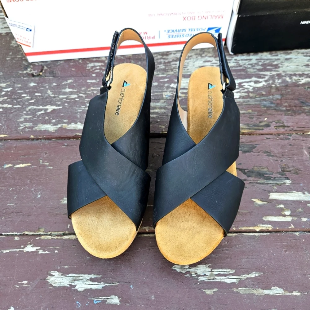Cushionaire Women's Platform Sandals Size 8.5 - Picture 4 of 16